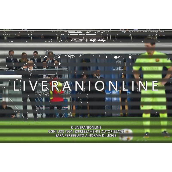 Laurent BLANC / Lionel MESSI - 30.09.2014 - Paris Saint Germain / Barcelone - Champions League Photo : Dave Winter / Icon Sport /Agenzia Aldo Liverani sas - ITALY ONLY - EDITORIAL USE ONLY - PSG - BARCELLONA