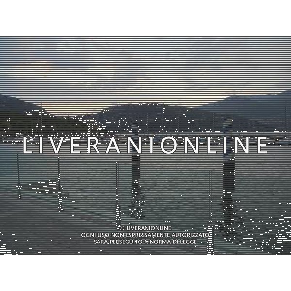 COMO NELLA FOTO LA VEDUTA DEL LAGO DI COMO FOTO ARCHIVIO AG ALDOL IVERANI SAS