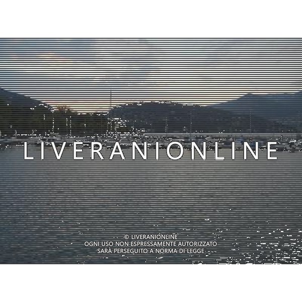 COMO NELLA FOTO LA VEDUTA DEL LAGO DI COMO FOTO ARCHIVIO AG ALDOL IVERANI SAS