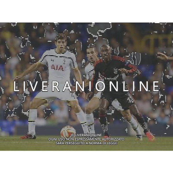 Besiktas\'s Demba Ba despite the attentions of Tottenham Hotspur\'s Federico Fazio Photographer Kieran Galvin/CameraSport Football - UEFA Europa League Group C - Tottenham Hotspur v Besiktas - Thursday 02nd October 2014 - White Hart Lane - London © CameraSport - 43 Linden Ave. Countesthorpe. Leicester. England. LE8 5PG - Tel: +44 (0) 116 277 4147 - admin@camerasport.com - www.camerasport.com /Agenzia Aldo Liverani sas - ITALY ONLY - EDITORIAL USE ONLY