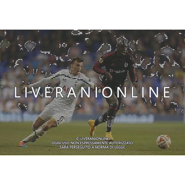 Besiktas\'s Demba Ba despite the attentions of Tottenham Hotspur\'s Vlad Chiriches Photographer Kieran Galvin/CameraSport Football - UEFA Europa League Group C - Tottenham Hotspur v Besiktas - Thursday 02nd October 2014 - White Hart Lane - London © CameraSport - 43 Linden Ave. Countesthorpe. Leicester. England. LE8 5PG - Tel: +44 (0) 116 277 4147 - admin@camerasport.com - www.camerasport.com /Agenzia Aldo Liverani sas - ITALY ONLY - EDITORIAL USE ONLY