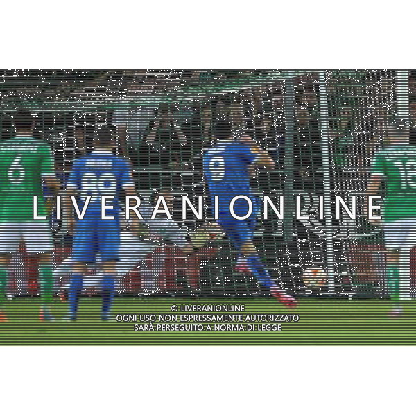 Penalty KALINIC / Arret Stephane Ruffier - 02.10.2014 - Saint Etienne / Dnipro Dnipropetrovsk - Europa League Photo : Jean Paul Thomas / Icon Sport /Agenzia Aldo Liverani sas - ITALY ONLY - EDITORIAL USE ONLY