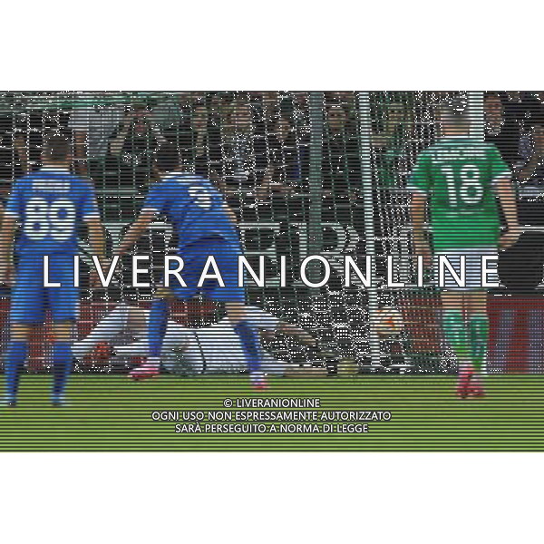 Penalty KALINIC / Arret Stephane Ruffier - 02.10.2014 - Saint Etienne / Dnipro Dnipropetrovsk - Europa League Photo : Jean Paul Thomas / Icon Sport /Agenzia Aldo Liverani sas - ITALY ONLY - EDITORIAL USE ONLY