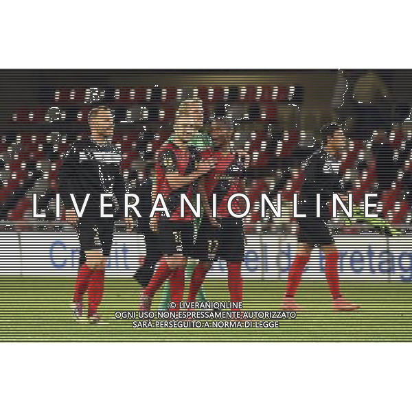 Joie Guingamp - Lionel MATHIS / Claudio BEAUVUE - 02.10.2014 - Guingamp / PAOK Salonique - Europa League Photo : Fred Porcu / Icon Sport /Agenzia Aldo Liverani sas - ITALY ONLY - EDITORIAL USE ONLY