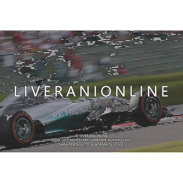 Lewis Hamilton (GBR), Mercedes AMG F1 Team 04.10.2014. Formula 1 World Championship, Rd 15, Japanese Grand Prix, Suzuka, Japan, Qualifying Day. - www.xpbimages.com, EMail: requests@xpbimages.com - copy of publication required for printed pictures. Every used picture is fee-liable. © Copyright: Charniaux / XPB Images /Ag. Aldo Liverani s.a.s.-Only Italy-Editorial Use Only