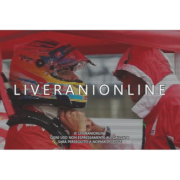 Fernando Alonso (ESP) Ferrari on the grid. 05.10.2014. Formula 1 World Championship, Rd 15, Japanese Grand Prix, Suzuka, Japan, Race Day. 