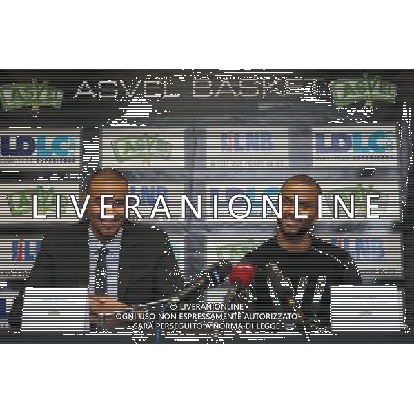 Gaetan MULLER / Tony PARKER - 04.10.2014 - Basket ball - Conference de presse - Lyon Villeurbanne - Pro A Photo : Jean Paul Thomas / Icon Sport ag aldo liverani sas only italy