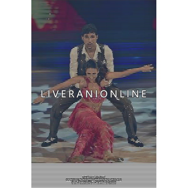 Roma - 04/10/2014 - Auditorium Rai - Trasmissione TV \' Ballando con le stelle \' - nella foto: Giusy Versace e Raimondo Todaro / Ph. Fabrizio Corradetti - Ag. Aldo Liverani sas