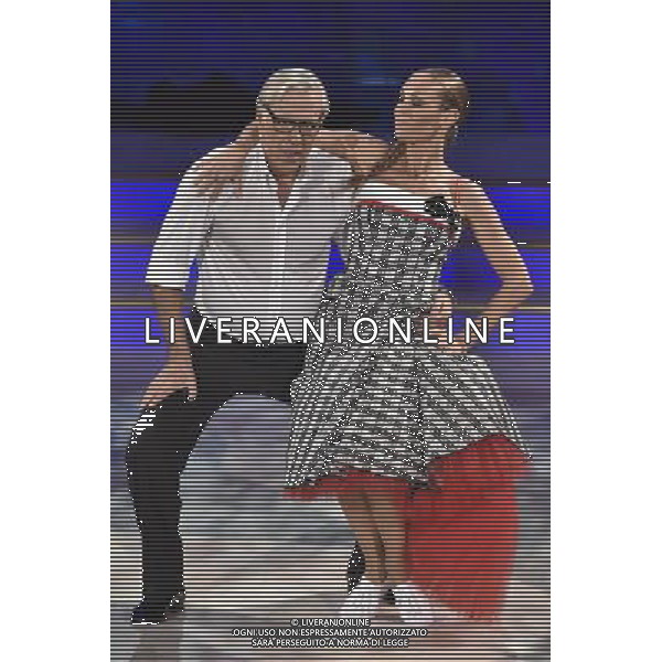 Roma - 04/10/2014 - Auditorium Rai - Trasmissione TV \' Ballando con le stelle \' - nella foto: Teo Teocoli e Natalia Titova / Ph. Fabrizio Corradetti - Ag. Aldo Liverani sas