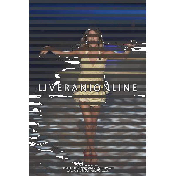 Roma - 04/10/2014 - Auditorium Rai - Trasmissione TV \' Ballando con le stelle \' - nella foto: Martina Stoessel / Ph. Fabrizio Corradetti - Ag. Aldo Liverani sas