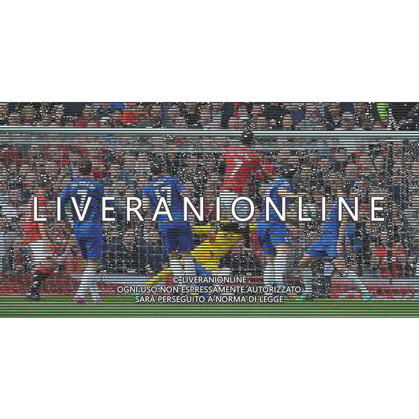 Manchester United\'s Angel Di Maria scores his sides 1st goal Photographer Dave Howarth/CameraSport Football - Barclays Premiership - Manchester United v Everton - Sunday 05th October 2014 - Old Trafford - Manchester © CameraSport - 43 Linden Ave. Countesthorpe. Leicester. England. LE8 5PG - Tel: +44 (0) 116 277 4147 - admin@camerasport.com - www.camerasport.com AG ALDO LIVERANI SAS ONLY ITALY