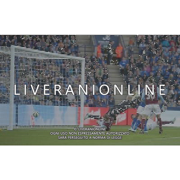 Burnley\'s Michael Kightly watches as his effort crosses the line past Leicester City\'s goalkeeper Kasper Schmeichel to score his sides first and equalising goal to make the score 1-1 Photographer Stephen White/CameraSport Football - Barclays Premiership - Leicester City v Burnley - Saturday 04th October 2014 - King Power Stadium - Leicester © CameraSport - 43 Linden Ave. Countesthorpe. Leicester. England. LE8 5PG - Tel: +44 (0) 116 277 4147 - admin@camerasport.com - www.camerasport.com AG ALDO LIVERANI SAS ONLY ITALY