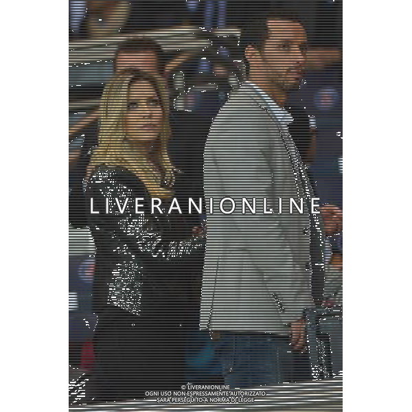 NENE et sa compagne Priscilla de CARVALHO - 05.10.2014 - Paris Saint Germain / Monaco - 9eme journee de Ligue 1 Photo : WinterPress / Icon Sport