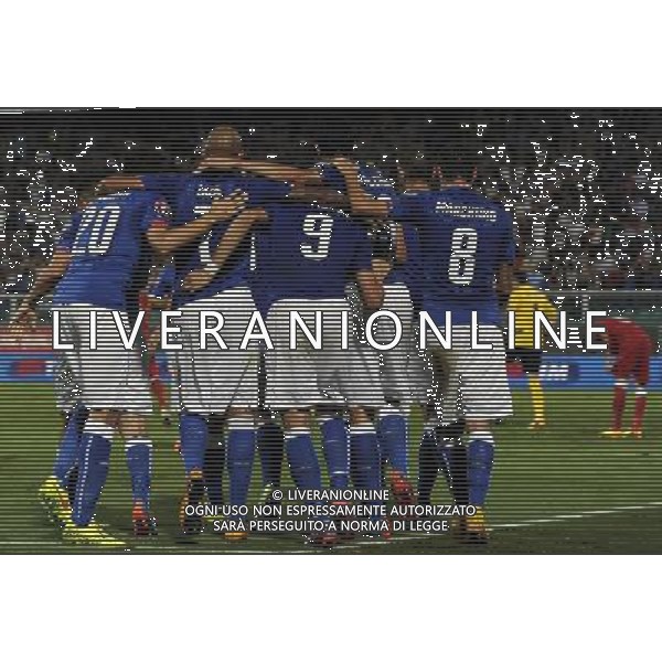 Qualificazioni ai Campionati Europei di Calcio UEFA Francia 2016 Gruppo H Palermo - 10.10.2014 Italia-Azerbaijan Nella Foto: abbracci esultanza dopo il gol di giorgio chiellini /Ph.Vitez-Ag. Aldo Liverani