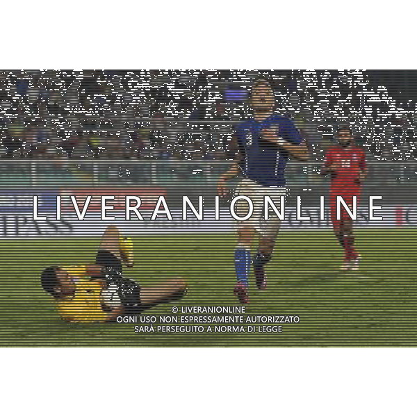 Qualificazioni ai Campionati Europei di Calcio UEFA Francia 2016 Gruppo H Palermo - 10.10.2014 Italia-Azerbaijan Nella Foto:agayev anticipa in parata ciro immobile /Ph.Vitez-Ag. Aldo Liverani