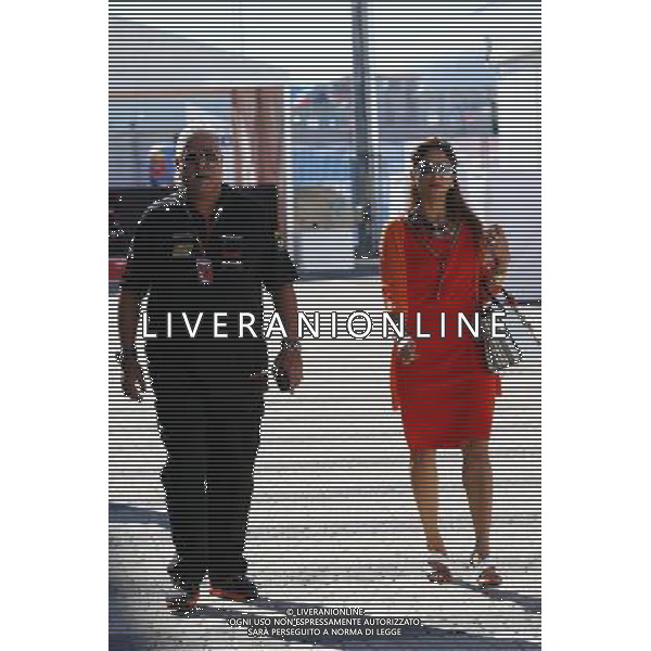 Dr. Vijay Mallya (IND) Sahara Force India F1 Team Owner. 11.10.2014. Formula 1 World Championship, Rd 16, Russian Grand Prix, Sochi Autodrom, Sochi, Russia, Qualifying Day. - www.xpbimages.com, EMail: requests@xpbimages.com - copy of publication required for printed pictures. Every used picture is fee-liable. © Copyright: Batchelor / XPB Images /AGENZIA ALDO LIVERANI SAS - ITALY ONLY - EDITORIAL USE ONLY - Gp F1 Sochi Russia prove ufficiali