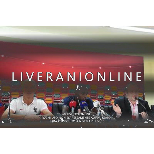 Didier DESCHAMPS / Blaise MATUIDI / Traducteur - 13.10.2014 - Conference de presse - Equipe de France - Photo : Dave Winter / Icon Sport