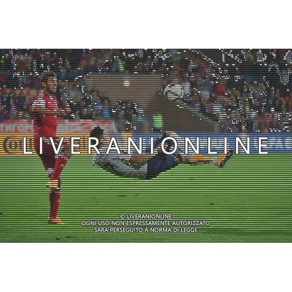 Remy CABELLA / Hovhannes HAMBARTSUMYAN - 14.10.2014 - Armenie / France - Eliminatoires Euro 2016 - Photo : Dave Winter / Icon Sport AG ALDO LIVERANI SAS ONLY ITALY