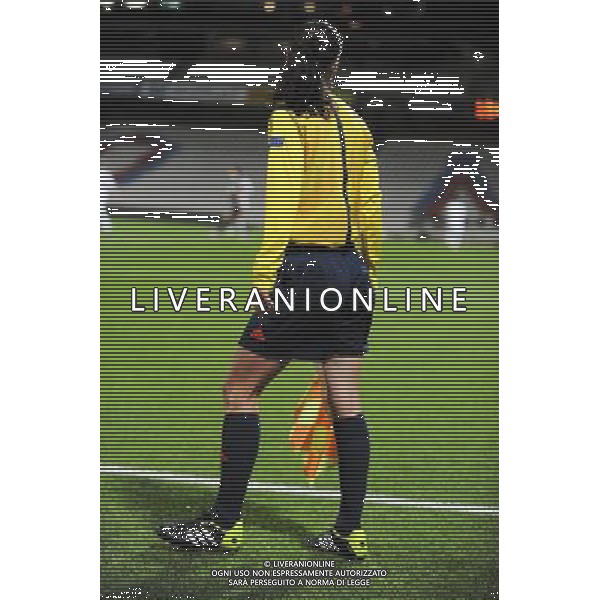 Arbitre de touche feminin - 15.10.2014 - Lyon / Brescia - Ligue des Champions Feminine Photo : Jean Paul Thomas / Icon Sport AG ALDO LIVERANI SAS ONLY ITALY