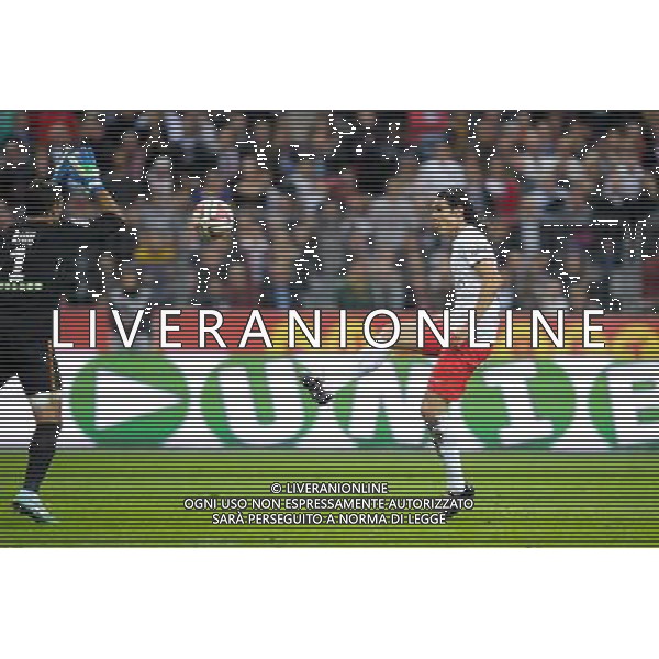 Edinson CAVANI - 17.10.2014 - Lens / Paris Saint Germain - 10eme journee de Ligue 1 - Photo : Andre Ferreira / Icon Sport AG ALDO LIVERANI SAS ONLY ITALY