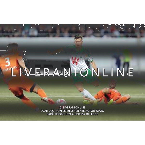 Franck TABANOU / Yann JOUFFRE - 18.10.2014 - Lorient / Saint Etienne - 10eme journee de Ligue 1 Photo : Vincent Michel / Icon Sport /Agenzia Aldo Liverani sas - ITALY ONLY - EDITORIAL USE ONLY