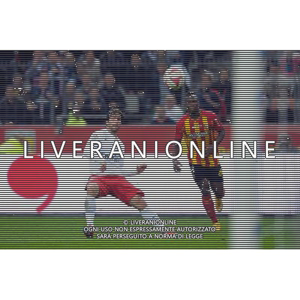 Maxwell - 17.10.2104 - Lens / PSG - 10eme journee de Ligue 1 Photo : Andre Ferreira / Icon Sport AG ALDO LIVERANI SAS ONLY ITALY