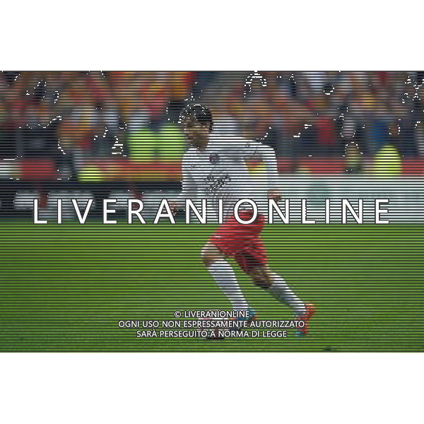 Maxwell - 17.10.2104 - Lens / PSG - 10eme journee de Ligue 1 Photo : Andre Ferreira / Icon Sport AG ALDO LIVERANI SAS ONLY ITALY