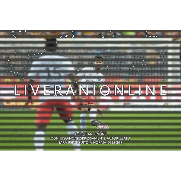 Thiago Motta - 17.10.2104 - Lens / PSG - 10eme journee de Ligue 1 Photo : Andre Ferreira / Icon Sport AG ALDO LIVERANI SAS ONLY ITALY