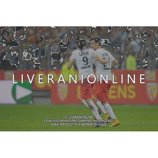 Edinson Cavani / Javier Pastore - 17.10.2104 - Lens / PSG - 10eme journee de Ligue 1 Photo : Andre Ferreira / Icon Sport AG ALDO LIVERANI SAS ONLY ITALY