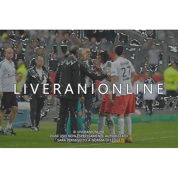 Expulsion de Edinson Cavani / Antoine Kombouare / Laurent Blanc / Javier Pastore - 17.10.2104 - Lens / PSG - 10eme journee de Ligue 1 Photo : Andre Ferreira / Icon Sport AG ALDO LIVERANI SAS ONLY ITALY