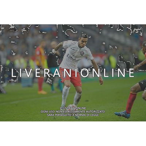 Gregory Van Der Wiel - 17.10.2104 - Lens / PSG - 10eme journee de Ligue 1 Photo : Andre Ferreira / Icon Sport AG ALDO LIVERANI SAS ONLY ITALY