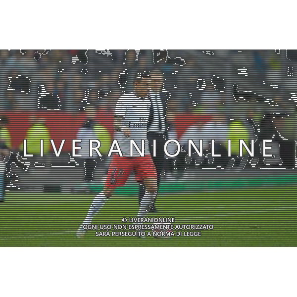 Gregory Van Der Wiel - 17.10.2104 - Lens / PSG - 10eme journee de Ligue 1 Photo : Andre Ferreira / Icon Sport AG ALDO LIVERANI SAS ONLY ITALY