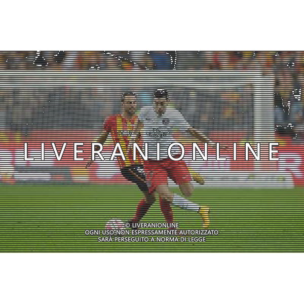 Jerome Le Moigne / Javier Pastore - 17.10.2104 - Lens / PSG - 10eme journee de Ligue 1 Photo : Andre Ferreira / Icon Sport AG ALDO LIVERANI SAS ONLY ITALY