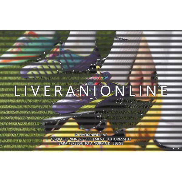 Lacets multicolores en soutien a la diversite - 18.10.2014 - Metz / Rennes - 10eme journee de Ligue 1 Photo : Fred Marvaux / Icon Sport AG ALDO LIVERANI SAS ONLY ITALY *** Local Caption ***