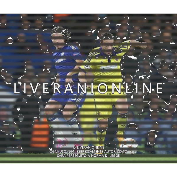Maribor\'s Luka Zahovic under pressure from Chelsea\'s Filipe Luis Photographer KieranGalvin/CameraSport Football - UEFA Champions League Group G - Chelsea v Maribor - Tuesday 21st October 2014 - Stamford Bridge - London © CameraSport - 43 Linden Ave. Countesthorpe. Leicester. England. LE8 5PG - Tel: +44 (0) 116 277 4147 - admin@camerasport.com - www.camerasport.com /Agenzia Aldo Liverani sas - ITALY ONLY - EDITORIAL USE ONLY