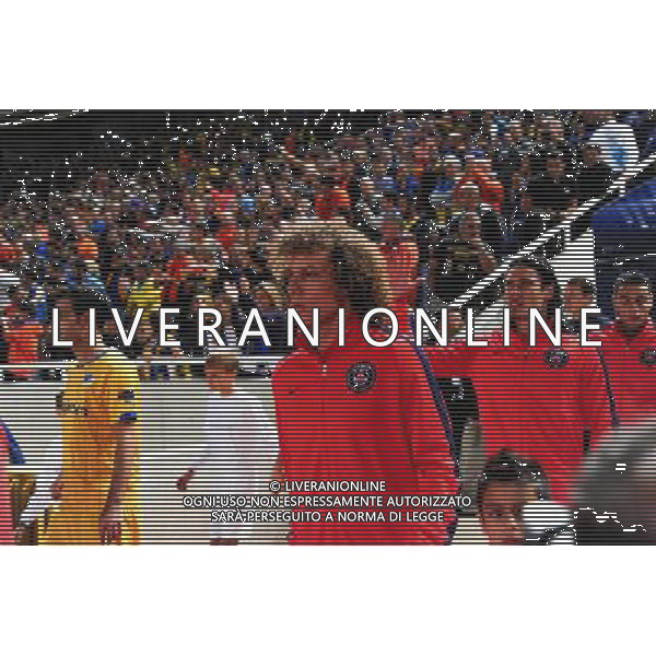 David LUIZ / Edinson CAVANI - 21.10.2014 - Apeol Nicosie / Paris Saint Germain - Champions League Photo : Dave Winter / Icon Sport /Agenzia Aldo Liverani sas - ITALY ONLY - EDITORIAL USE ONLY