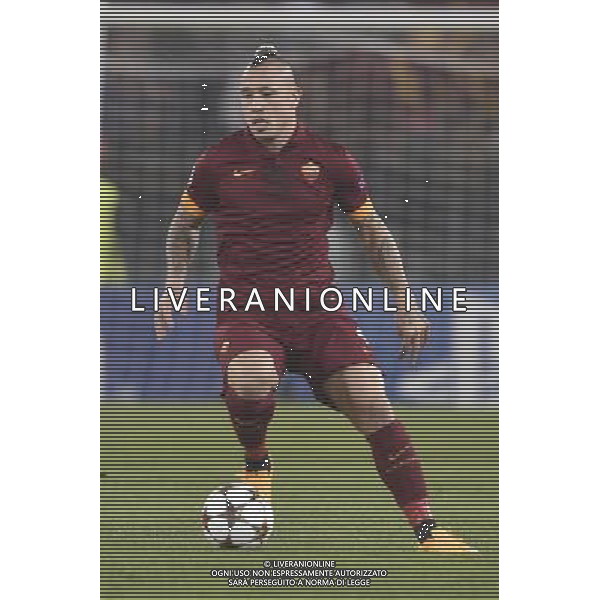 Roma - 21/10/2014 - Stadio Olimpico - Uefa Champions League 2014/2015 - AS Roma vs Bayern Monaco - nella foto: Radja Nainggolan / Ph Fabrizio Corradetti - Ag. Aldo Liverani sas