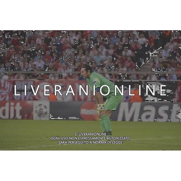 Atene 22-10-2014 - Olympiakos vs Juventus Champions League 2014-2015 Nella foto: Buffon FOTO FEDERICO TARRDITO-AG ALDO LIVERANI SAS