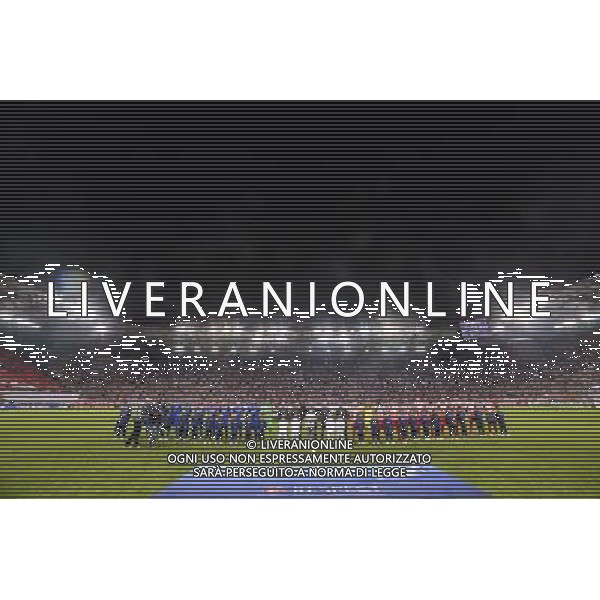 Olympiakos vs Juventus Champions League 2014/2015 - Atene 22 ottobre 2014 Nella foto: le due formazioni schierate nel prepartita ©tardito/Agenzia Aldo Liverani sas 