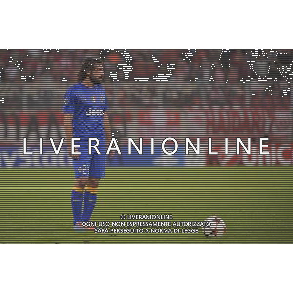 Olympiakos vs Juventus Champions League 2014/2015 - Atene 22 ottobre 2014 Nella foto: Andrea Pirlo prepara il pallone per la punizione ©tardito/Agenzia Aldo Liverani sas 