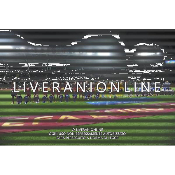 UEFA Europa League - Fase a gironi 3¡ Giornata Gruppo B Torino 23-10-2014 Stadio Olimpico Torino vs HJK Helsinki nella foto le due formazioni schierate ingresso squadre in campo foto Roberto Garavaglia - ag. Aldo Liverani