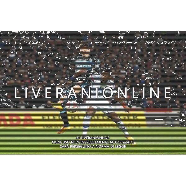 Florian THAUVIN / Henri BEDIMO - 26.10.2014 - Lyon / Marseille - 11eme journee de Ligue 1 - Photo : Jean Paul Thomas / Icon Sport AG ALDO LIVERANI SAS ONLY ITALY