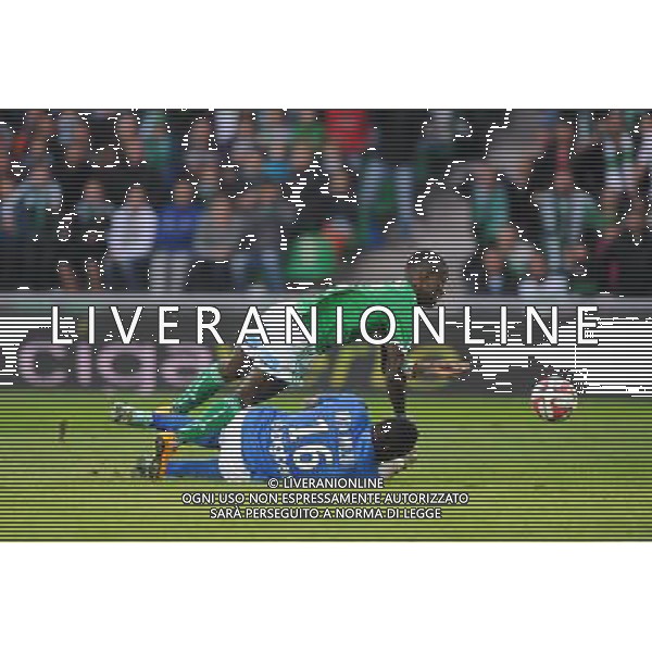 Max Alain GRADEL / Anthony MFA - 26.10.2014 - Saint Etienne / Metz - 11eme journee de Ligue 1 - Photo : Jean Paul Thomas / Icon Sport AG ALDO LIVERANI SAS ONLY ITALY