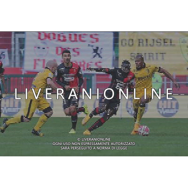 Paul Georges NTEP / Djibril SIDIBE - 26.10.2014 - Rennes / Lille - 11eme journee de Ligue 1 - Photo : Vincent Michel / Icon Sport /Agenzia Aldo Liverani sas - ITALY ONLY - EDITORIAL USE ONLY