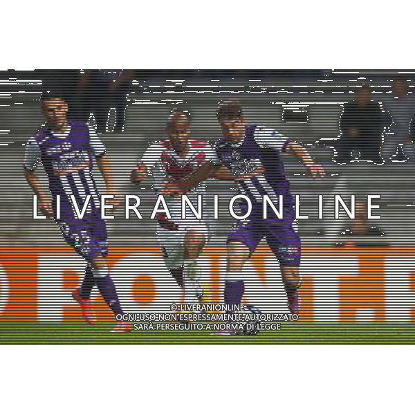 Pavle Ninkov / Cedric Yambere - 28.10.2014 - Toulouse / Bordeaux - Coupe de la Ligue Photo : Manuel Blondeau / Icon Sport /Agenzia Aldo Liverani sas - ITALY ONLY - EDITORIAL USE ONLY