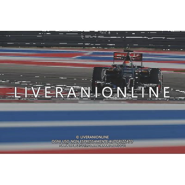 Adrian Sutil (GER) Sauber C33. 31.10.2014. Formula 1 World Championship, Rd 17, United States Grand Prix, Austin, Texas, USA, Practice Day. - www.xpbimages.com, EMail: requests@xpbimages.com - copy of publication required for printed pictures. Every used picture is fee-liable. © Copyright: Price / XPB Images /Agenzia Aldo Liverani sas - ITALY ONLY - EDITORIAL USE ONLY