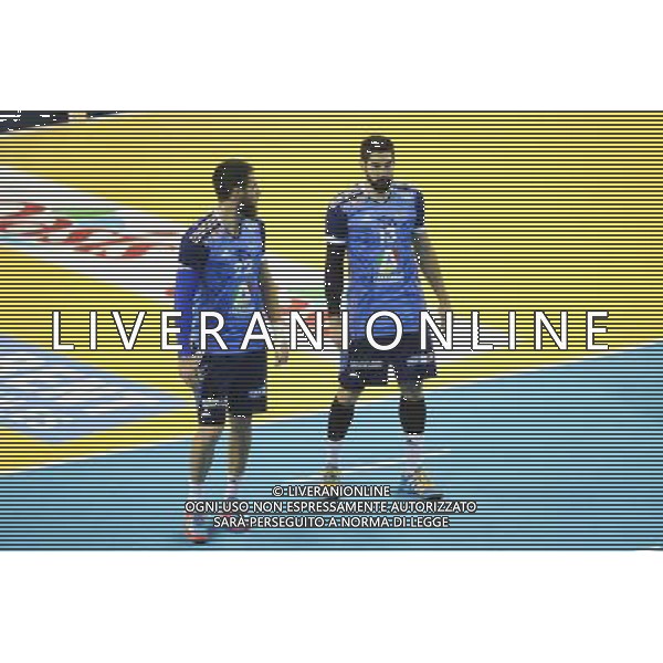 Luka KARABATIC / Nikola KARABATIC - 30.10.2014 - France / Republique Tcheque - Qualifications Championnat d\'Europe Photo : Jean Paul Thomas / Icon Sport /Agenzia Aldo Liverani sas - ITALY ONLY - EDITORIAL USE ONLY