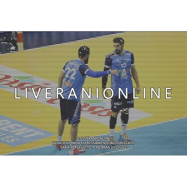 Luka KARABATIC / Nikola KARABATIC - 30.10.2014 - France / Republique Tcheque - Qualifications Championnat d\'Europe Photo : Jean Paul Thomas / Icon Sport /Agenzia Aldo Liverani sas - ITALY ONLY - EDITORIAL USE ONLY