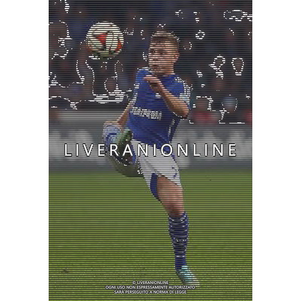 firo Fu§ball,Fussball, 31.10.2014 1.Bundesliga, Saison 2014/2015 FC Schalke 04 - FC Augsburg Max Meyer (Schalke) -Einzelaktion- $worldrightsEs gelten unsere AGB, einsehbar auf www.firosportphoto.de copyright by firo sportphoto: Coesfelder Strasse 207Ê 48249 D † L M E N (Duelmen) www.firosportphoto.de mail@firosportphoto.de (V o l k s b a n k B o c h u m - W i t t e n ) BLZ.: 430 601 29 Kt. Nr.: 341 117 100 Tel:Ê 02594 /9916004 Fax:Ê02594 /9916005firo AG ALDO LIVERANI SAS ONLY ITALY