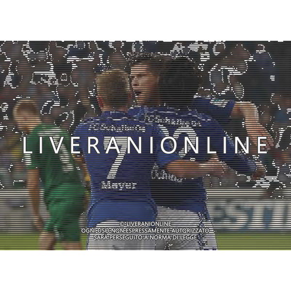 firo Fu§ball,Fussball, 31.10.2014 1.Bundesliga, Saison 2014/2015 FC Schalke - FC Augsburg Torjubel Jubel Uchida , Max Meyer Tor von Klaas-Jan Huntelaar zum 1:0 $worldrightsEs gelten unsere AGB, einsehbar auf www.firosportphoto.de copyright by firo sportphoto: Coesfelder Str.207 48249 DŸlmen www.firosportphoto.de mail@firosportphoto.de (V o l k s b a n k B o c h u m - W i t t e n ) BLZ.: 430 601 29 Kt. Nr.: 341 117 100 Tel:Ê 02594 - 9916004 Fax:Ê02594 - 9916005 AG ALDO LIVERANI SAS ONLY ITALY